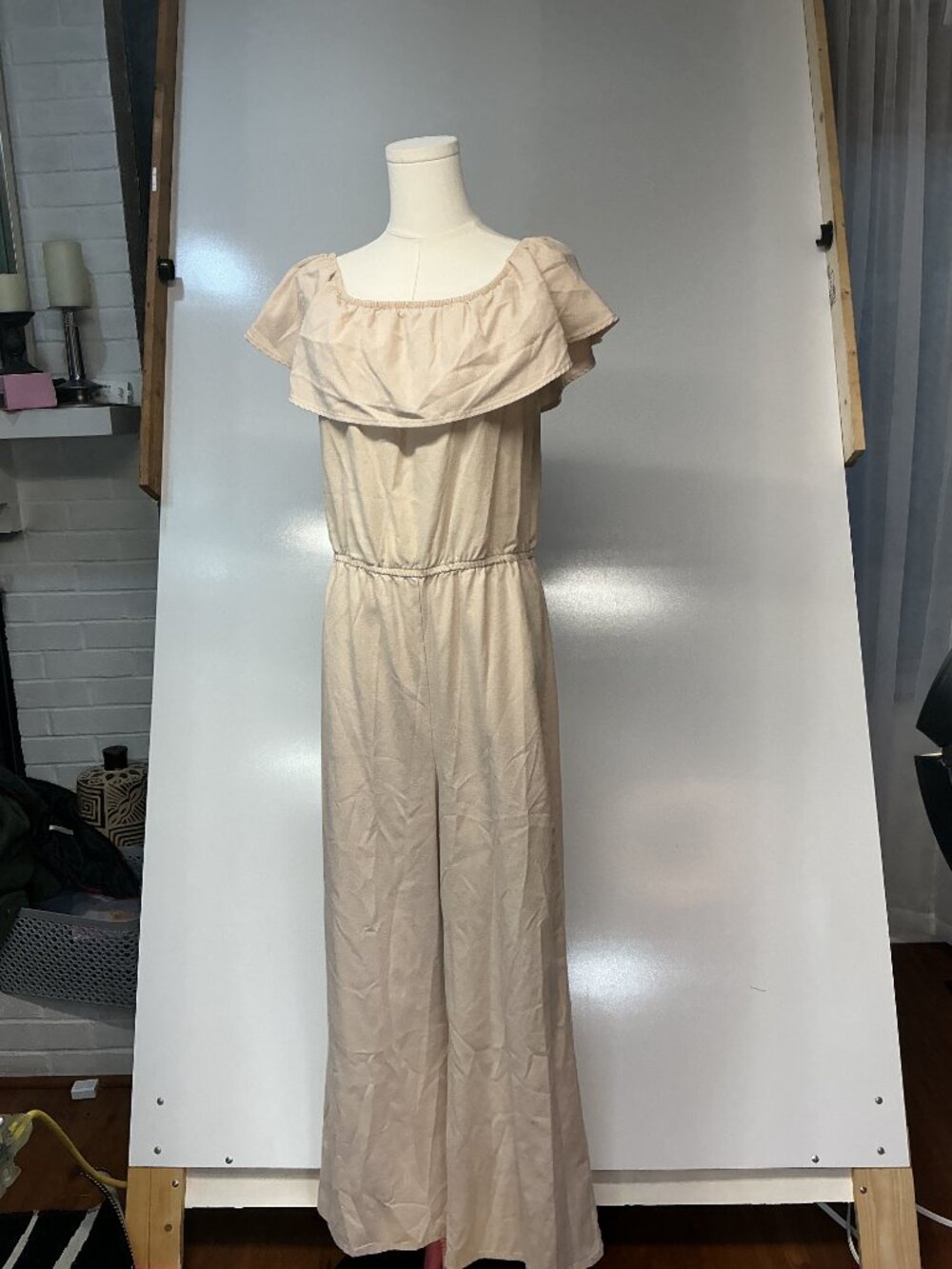CI SONO Los Angeles Linen Blend Ruffle Wide Leg Jumpsuit Khaki Coastal Boho M - Picture 2 of 10